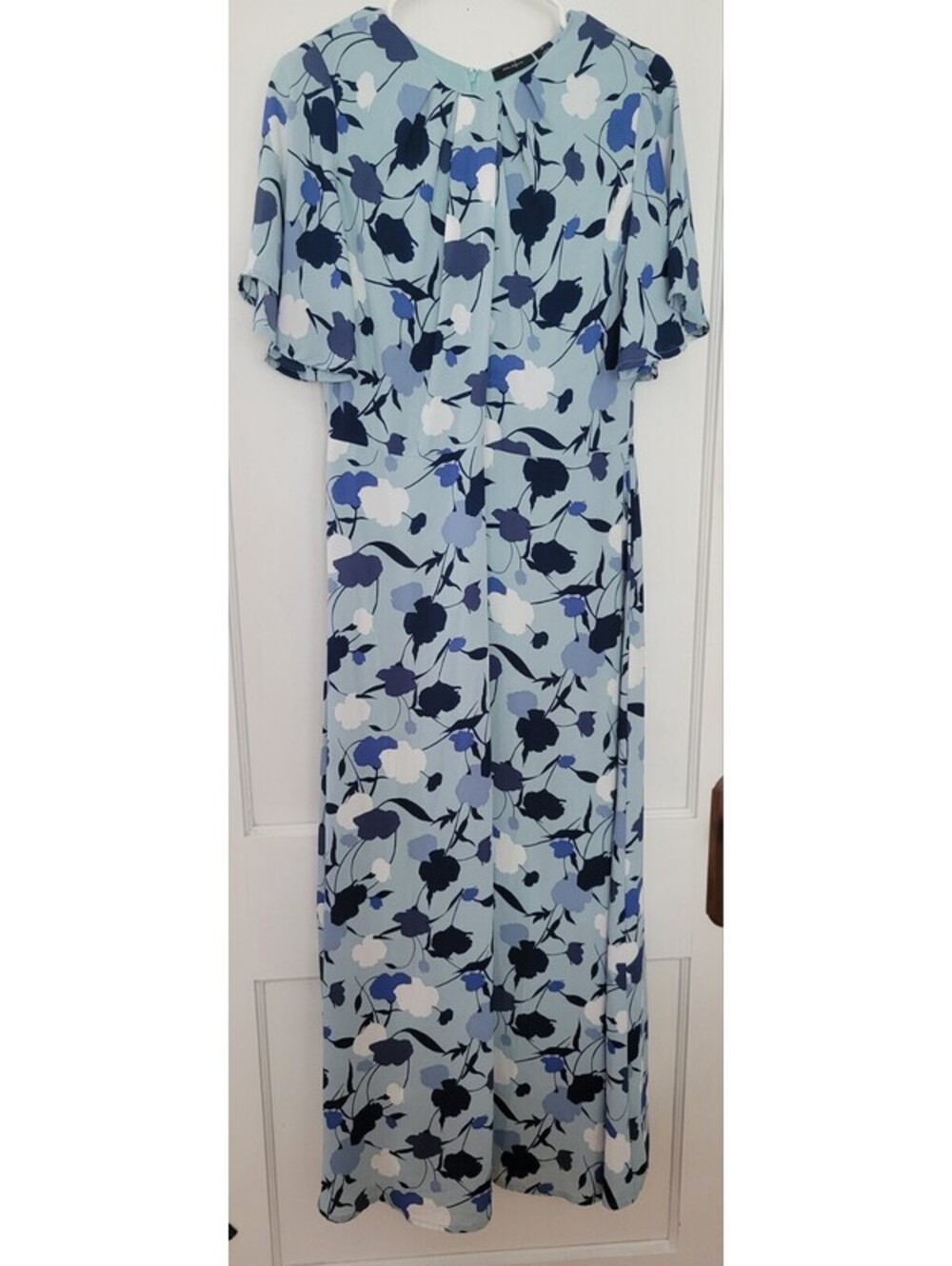 Halogen Women’s Floral Dress Medium Lined Flowy Lightweight Dress NWOT